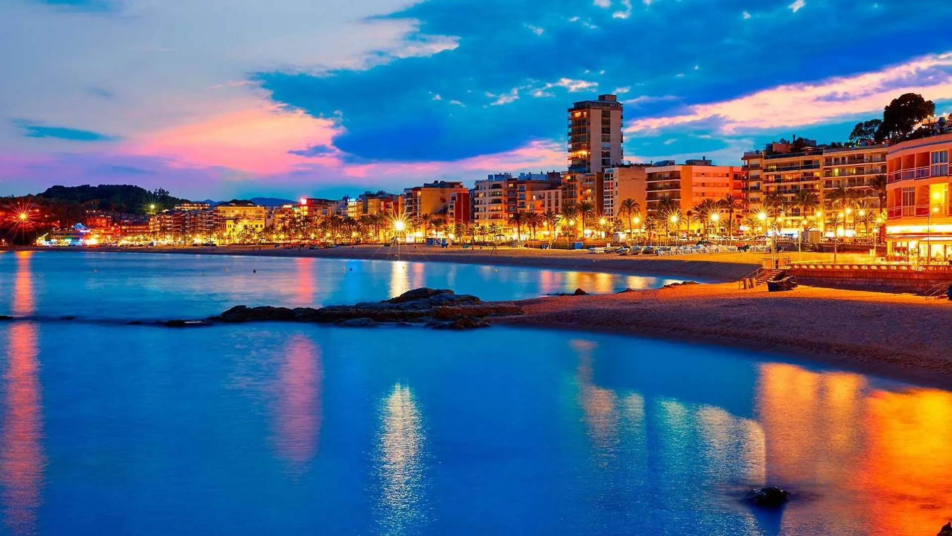 Villa Romana Con Preciosas Vistas Al Mar 滨海略雷特 度假居